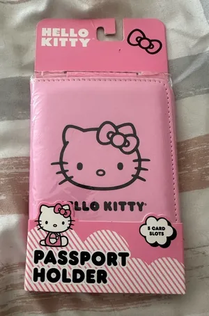 Hello Kitty Passport Holder thumbnail 1