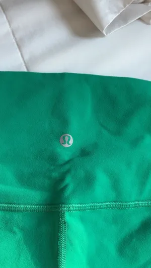 Lululemon high rise green shorts size 2  thumbnail 3