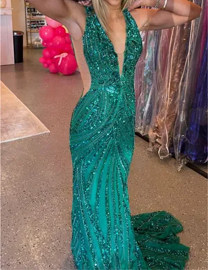 Ashley Lauren Prom Dress thumbnail 4