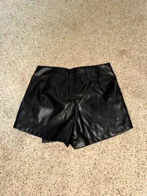 Windsor Faux Leather Skirt thumbnail 3