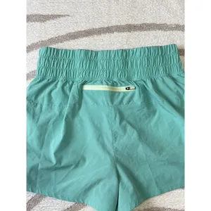 Asics Women's Kelly Green Athletic Running Activewear Shorts Size Small thumbnail 6
