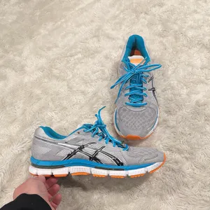 Asics‎ Gel-Neo 33 running shoes Woman's Sneakers Size 8 Gray, Blue, and orange. thumbnail 3