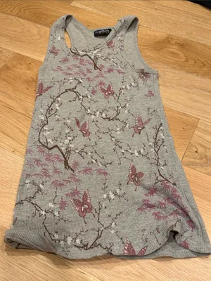 Realtree Gray Ribbed Tank Top with Mauve Floral & Butterfly Print small thumbnail 1