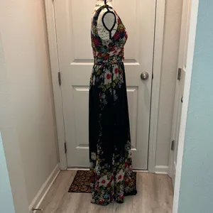 Ever Pretty Floral Black Maxi Dress with V-Neck thumbnail 4