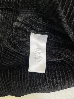 Tahari Women's Short Sleeve Velvety Crewneck Sweater Size Small thumbnail 7