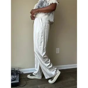 Abercrombie and Fitch Cream Silky High Rise Wide Leg Pants Size 10 thumbnail 2