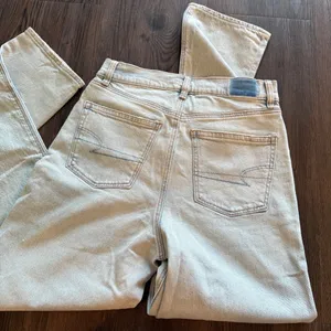 American Eagle Jeans thumbnail 4