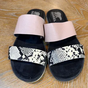 Sorel Ella II Slide Sandals Mauve Vapor‎ Snake Flat Two Strap Size 9 thumbnail 2