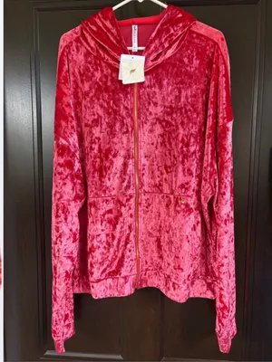 NWT Fabletics Crushed Velour Zip Front Hoodie Strawberry Size 4X thumbnail 3