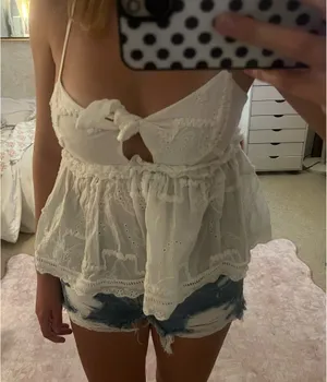 White beachy top thumbnail 3