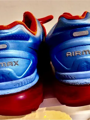 Vintage Nike Air Blue Sneakers with Red Accents thumbnail 3