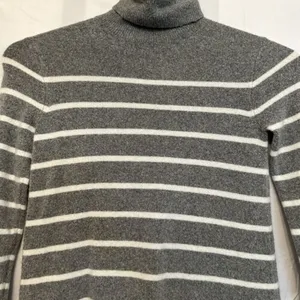 J Crew Women Size Medium Sweater Dress Gray White Striped Wool Blend Turtleneck‎ thumbnail 2