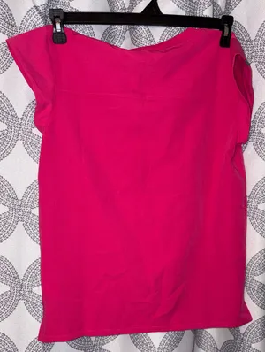 FIGS Scrub Top thumbnail 3