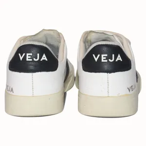 VEJA Recife White Black Leather Sneakers 40 US 9 thumbnail 5