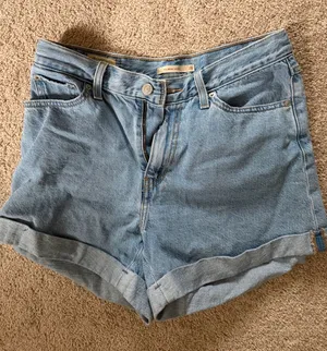 80s Levi’s Mom Shorts thumbnail 1