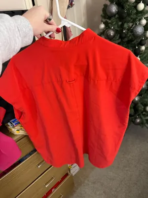 Hypothesis scrub too Red Size M thumbnail 2
