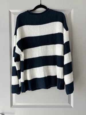 Zesica Amazon Sweater thumbnail 2