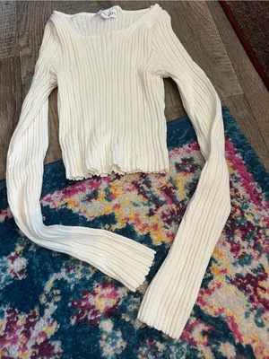 ALL THE WAYS Desirae Knit Top in White thumbnail 7