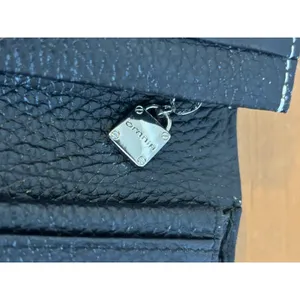 Omnia Crystal Black Leather Trifold‎ Wallet Snap Closure thumbnail 5