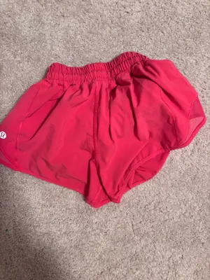 Lululemon Hotty Hot Shorts 2.5" thumbnail 4