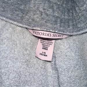 Victoria’s Secret Wide Leg Flare Sweatpants! thumbnail 2