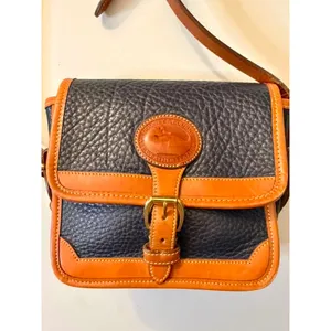 Vintage Y2K DOONEY & BOURKE Tan & Navy Pebbled Leather Crossbody thumbnail 2