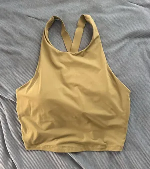 Fabletics Top thumbnail 1