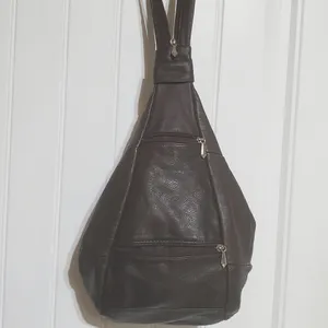 Source Unknown Leather Backpack Made in Mexico thumbnail 3