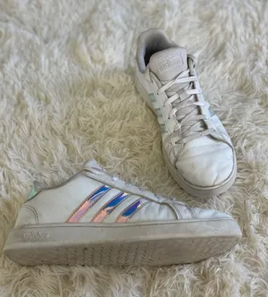 Adidas Grand Court Iridescent Stripe‎ White Sneakers Womens Size 6 Shoes thumbnail 1