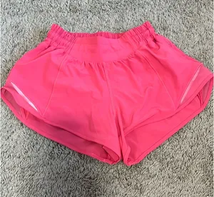 Lululemon Hotty Hot Shorts 2.5" Low-Rise thumbnail 1