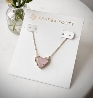 Kendra Scott Ari Heart Gold Pendant Necklace in Pale Rose Quartz thumbnail 1