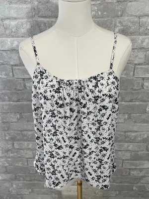 Cabi Seraphina floral print ruffle V-neck sleeveless top with Camisole thumbnail 4