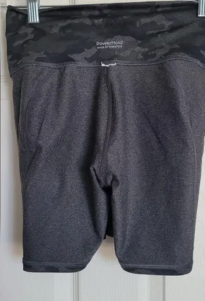 Fabletics thumbnail 1