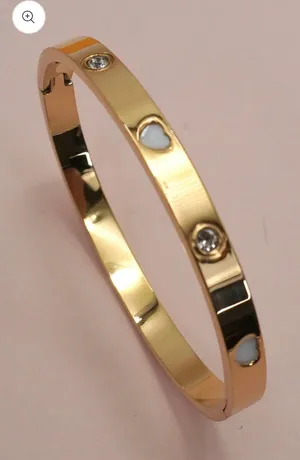 18K NON-TARNISH WATERPROOF STAINLESS STEEL BANGLE WITH HEART-Gold thumbnail 1