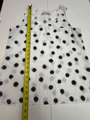 LOFT White Top with Gray and Black Dot Print size M thumbnail 8