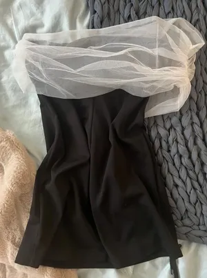 Lucy in the Sky Mini Dress Black Bodycon thumbnail 3