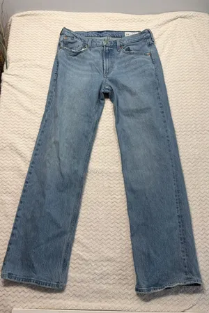 Gap 1969 Relaxed Straight Mid Rise Light Wash Blue Denim Jeans 29 8R 4437 thumbnail 1