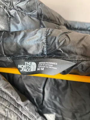 The North Face Black Zip Up thumbnail 2
