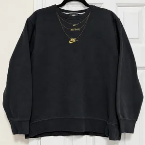 Nike Glam Dunk Gold Chain Crewneck Sweatshirt Black Gold Graphic Small thumbnail 2