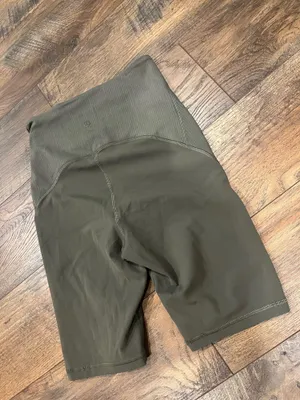 Lululemon Biker Shorts thumbnail 3