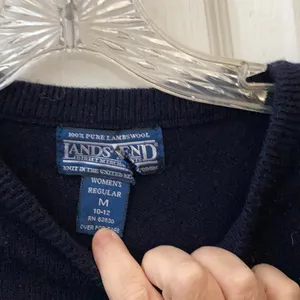 FINAL MARKDOWN Ladies’ Lands’ End Pure Lambswool Sweater (M) thumbnail 3