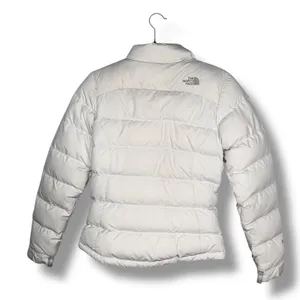 Women's The North Face TNF 700 Fill‎ Nuptse 2 Down Gray Puffer Jacket Size XS thumbnail 4