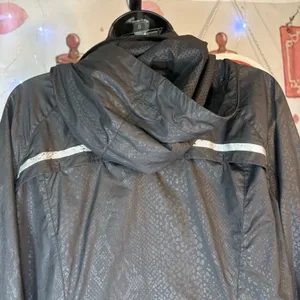 Lululemon Miss Misty Jacket II Zip Up Womens Black Size 4 Waterproof Hood Run thumbnail 8