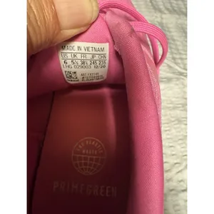 adidas Women's Primegreen Pink Tennis Shoes‎ Size 6 thumbnail 4