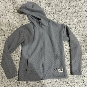 North face sweater thumbnail 1