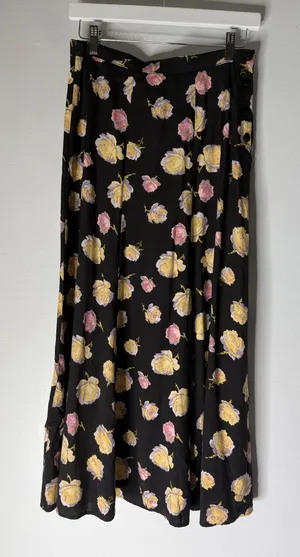 Croft & Barrow Vintage Floral Rose Midi Skirt Black Rayon Button Side Small thumbnail 1