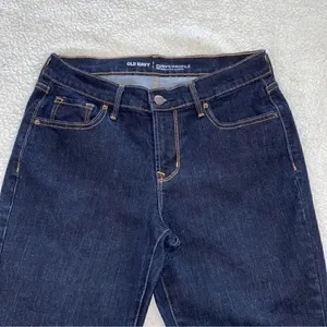 Old Navy Mid-rise Flare Jeans (Size 6) thumbnail 4