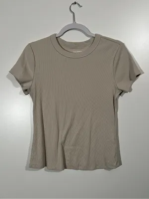 Old Navy Snug Crop T-shirt in Wish Bone Size Large Tall Ribbed thumbnail 3