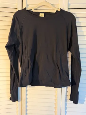 Athleta Black Athletic Top thumbnail 1