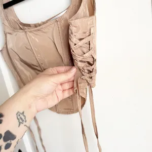Halfheart Side Lace Up Bustier Crop Going Out Top Sexy Renaissance Feminine M thumbnail 5